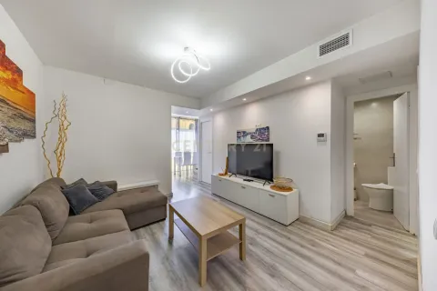 Продажа квартиры в Барселона, Испания 2 спальни, 79м2 №166899 - фото 22