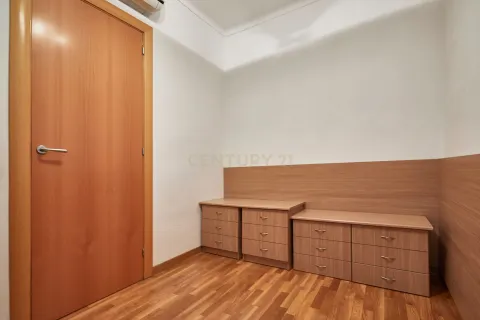 Wohnung zum Verkauf in Barcelona, Spanien 4 Schlafzimmer, 96 m2 Nr. 166905 - Foto 12