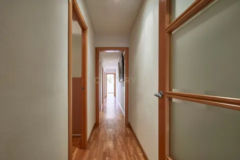 Wohnung zum Verkauf in Barcelona, Spanien 4 Schlafzimmer, 96 m2 Nr. 166905 - Foto 7