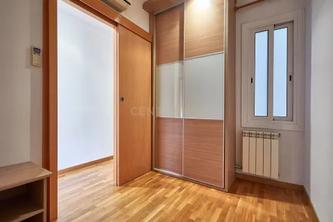 Wohnung zum Verkauf in Barcelona, Spanien 4 Schlafzimmer, 96 m2 Nr. 166905 - Foto 14