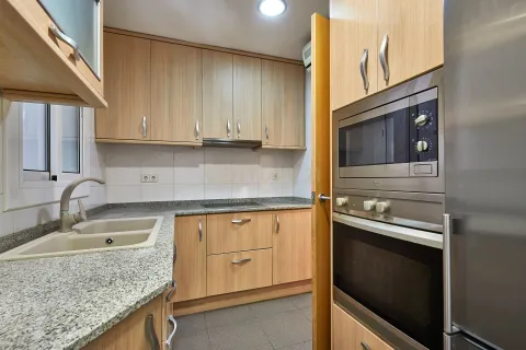 Wohnung zum Verkauf in Barcelona, Spanien 4 Schlafzimmer, 96 m2 Nr. 166905 - Foto 8