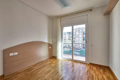 Wohnung zum Verkauf in Barcelona, Spanien 4 Schlafzimmer, 96 m2 Nr. 166905 - Foto 19