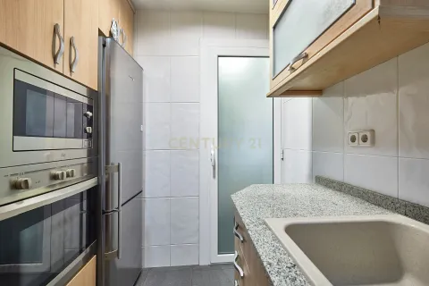 Wohnung zum Verkauf in Barcelona, Spanien 4 Schlafzimmer, 96 m2 Nr. 166905 - Foto 9