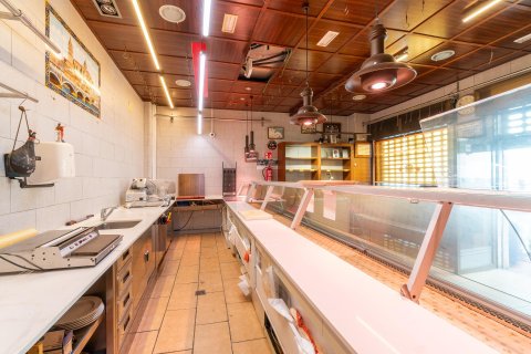 Liikekiinteistö myytävänä Torrevieja, Alicante, Espanja , 143 m2 No. 190381 - kuva 3
