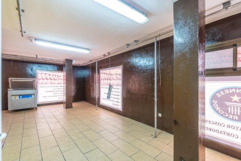 Liikekiinteistö myytävänä Torrevieja, Alicante, Espanja , 143 m2 No. 190381 - kuva 15