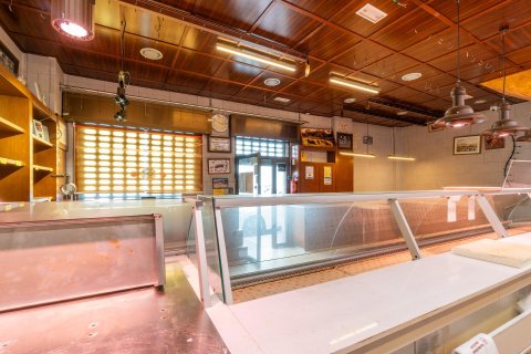 Liikekiinteistö myytävänä Torrevieja, Alicante, Espanja , 143 m2 No. 190381 - kuva 13