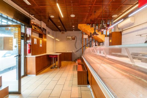 Liikekiinteistö myytävänä Torrevieja, Alicante, Espanja , 143 m2 No. 190381 - kuva 8