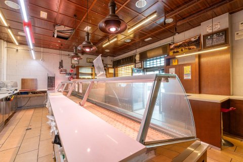 Liikekiinteistö myytävänä Torrevieja, Alicante, Espanja , 143 m2 No. 190381 - kuva 11