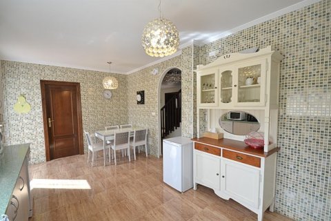 Huvila myytävänä Campos del Rio, Murcia, Espanja, 4 makuuhuonetta, 197 m2 No. 190377 - kuva 16