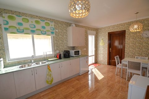 Huvila myytävänä Campos del Rio, Murcia, Espanja, 4 makuuhuonetta, 197 m2 No. 190377 - kuva 17