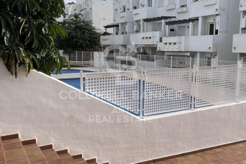 Lägenhet till salu i Estepona, Malaga, Spanien 3 sovrum, 146 kvm. Nr. 159862 - foto 21