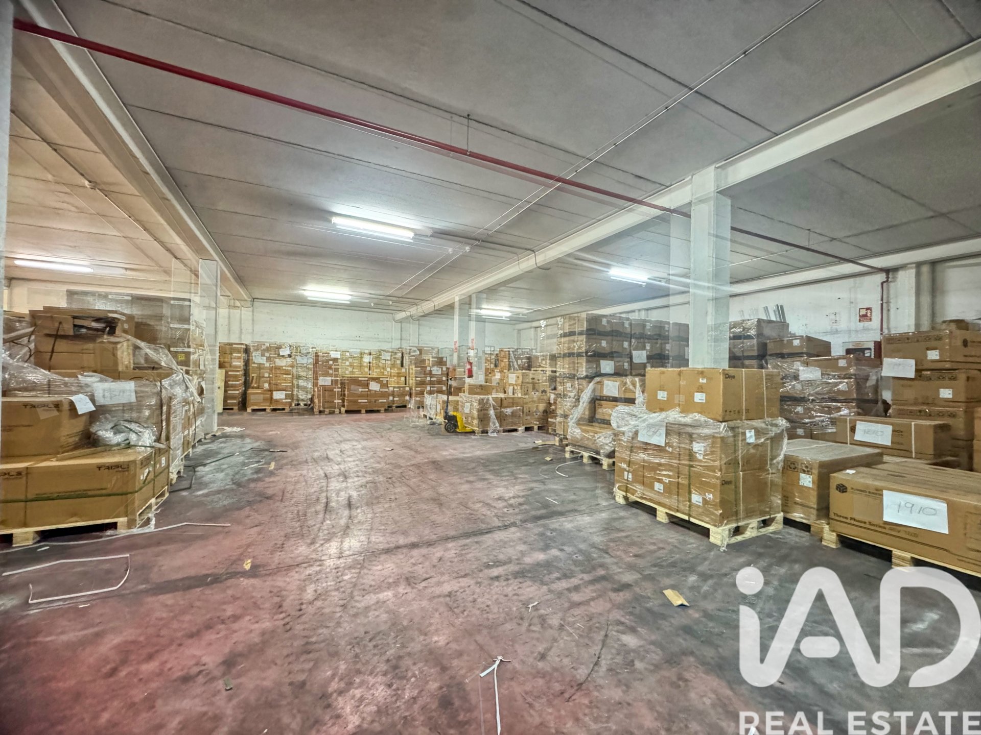 Commercial property à Mostoles, Madrid, Espagne 1227 m2 No. 173046