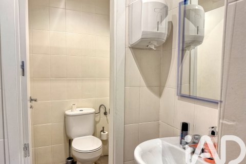 Lokal usługowy w Mostoles, Madrid, Hiszpania 1227 mkw. nr 173046 – zdjęcie 11