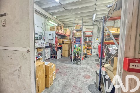 Lokal usługowy w Mostoles, Madrid, Hiszpania 1227 mkw. nr 173046 – zdjęcie 24