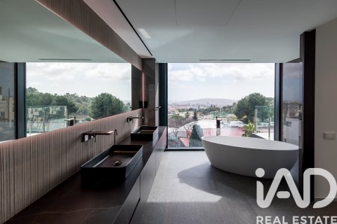 House à vendre à Barcelona, Espagne, 6 chambres, 710.98 m2 No. 173045 - photo 18
