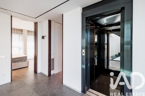 House à vendre à Barcelona, Espagne, 6 chambres, 710.98 m2 No. 173045 - photo 12