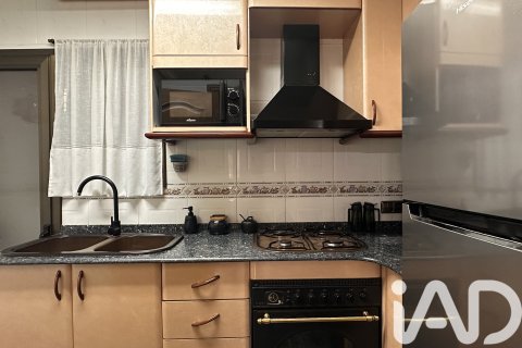 Appartamento in vendita a Badalona, Barcelona, Spagna 3 camere da letto, 73 mq. N° 172509 - foto 9