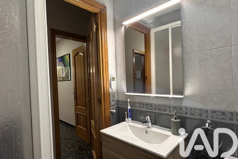 Appartamento in vendita a Badalona, Barcelona, Spagna 3 camere da letto, 73 mq. N° 172509 - foto 21