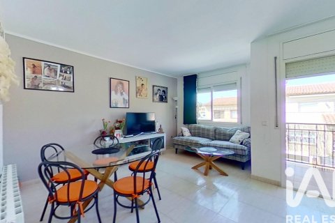 Radhus till salu i Roda de Berà, Tarragona, Spanien 3 sovrum, 139 kvm. Nr. 172508 - foto 17