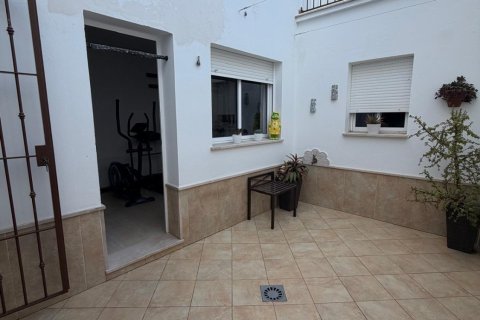 Townhouse for sale in Lepe, Huelva, Spain 4 bedrooms, 117.36 sq.m. No. 172514 - photo 12