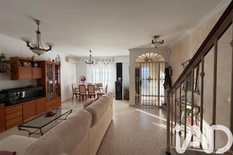 Townhouse for sale in Lepe, Huelva, Spain 4 bedrooms, 117.36 sq.m. No. 172514 - photo 6