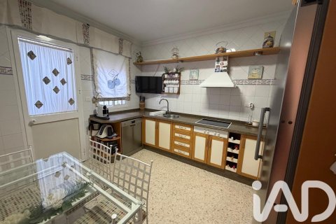 Townhouse for sale in Lepe, Huelva, Spain 4 bedrooms, 117.36 sq.m. No. 172514 - photo 9