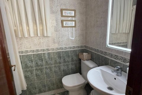 Townhouse for sale in Lepe, Huelva, Spain 4 bedrooms, 117.36 sq.m. No. 172514 - photo 8