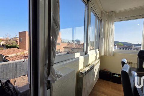 Wohnung zum Verkauf in Cerdanyola Del Valles, Barcelona, Spanien 4 Schlafzimmer, 146 m2 Nr. 153500 - Foto 2