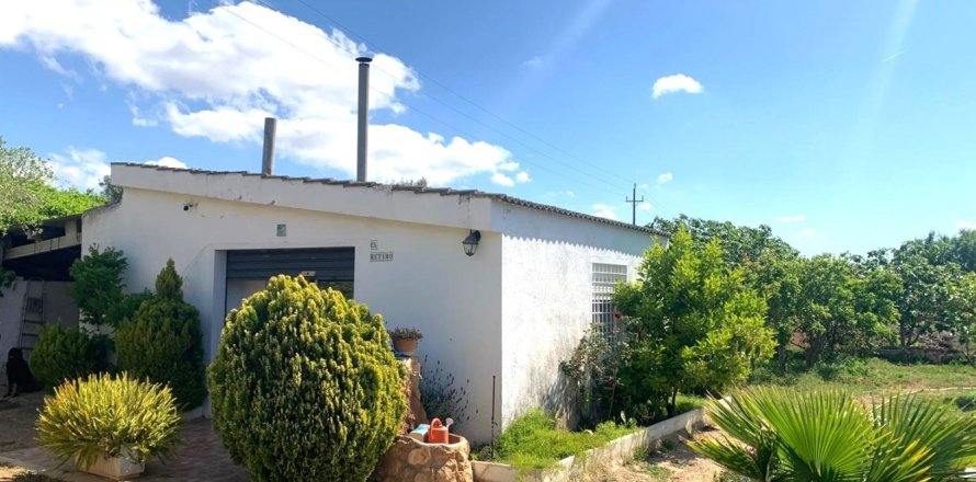 Tontti Santa Oliva, Tarragona, Espanja 8783 m2 No. 153499