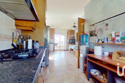 Talo myytävänä El Vendrell, Tarragona, Espanja, 5 makuuhuonetta, 222 m2 No. 153501 - kuva 10