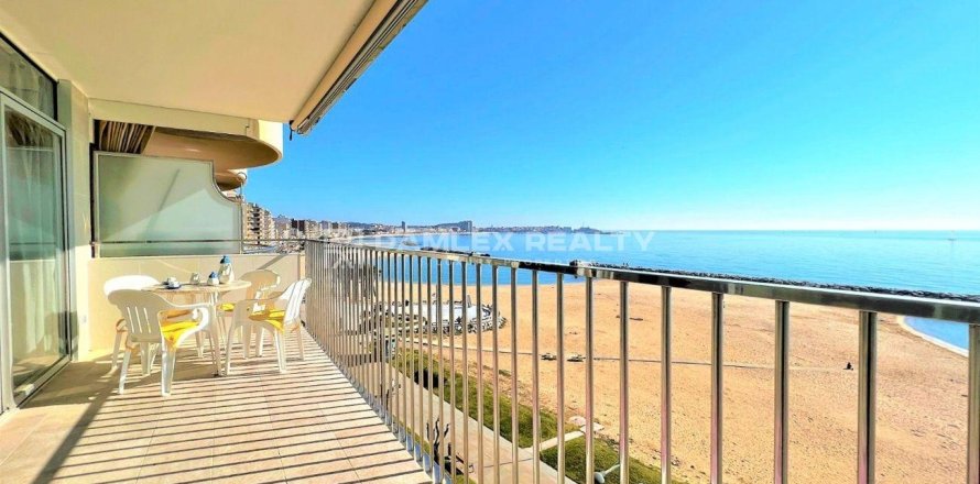 Apartment in Calonge, Girona, Spain 3 bedrooms, 97 sq.m. No. 177158