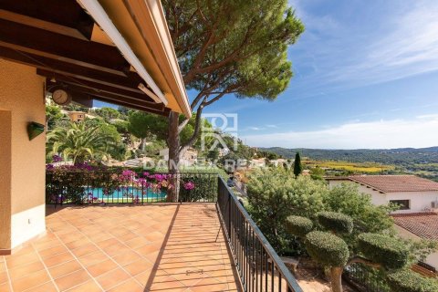 Willa w Santa Cristina d'Aro, Girona, Hiszpania 3 sypialnie, 256 mkw. nr 177154 – zdjęcie 13