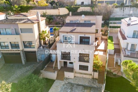 House à Lloret de Mar, Girona, Espagne 7 chambres, 321 m2 No. 177157