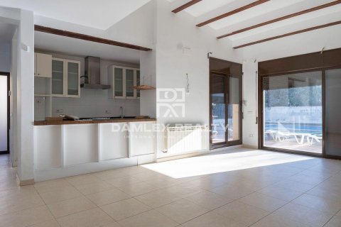 Talo myytävänä Lloret de Mar, Girona, Espanja, 7 makuuhuonetta, 321 m2 No. 177157 - kuva 4