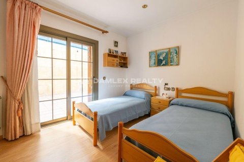 Talo myytävänä Platja D'aro, Girona, Espanja, 4 makuuhuonetta, 363 m2 No. 177159 - kuva 19