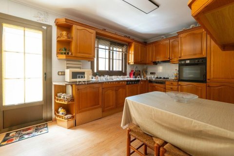 Talo myytävänä Platja D'aro, Girona, Espanja, 4 makuuhuonetta, 363 m2 No. 177159 - kuva 17