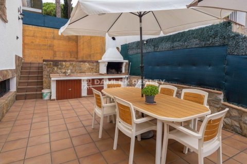 Talo myytävänä Platja D'aro, Girona, Espanja, 4 makuuhuonetta, 363 m2 No. 177159 - kuva 5