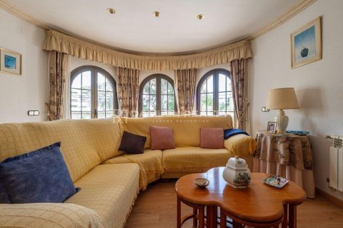 Talo myytävänä Platja D'aro, Girona, Espanja, 4 makuuhuonetta, 363 m2 No. 177159 - kuva 11