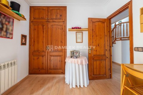 Talo myytävänä Platja D'aro, Girona, Espanja, 4 makuuhuonetta, 363 m2 No. 177159 - kuva 24