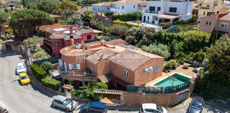 Willa w Begur, Girona, Hiszpania 5 sypialni, 360 mkw. nr 177155