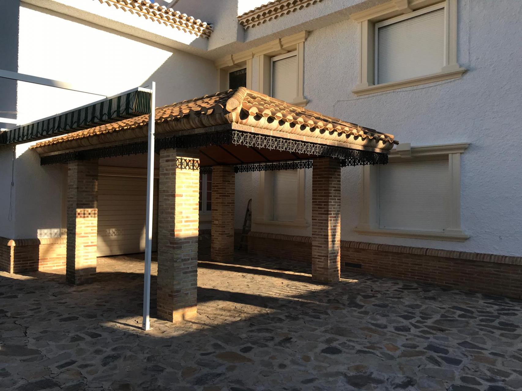 Huvila Alicante, Espanja 6 makuuhuonetta, 545 m2 No. 142956
