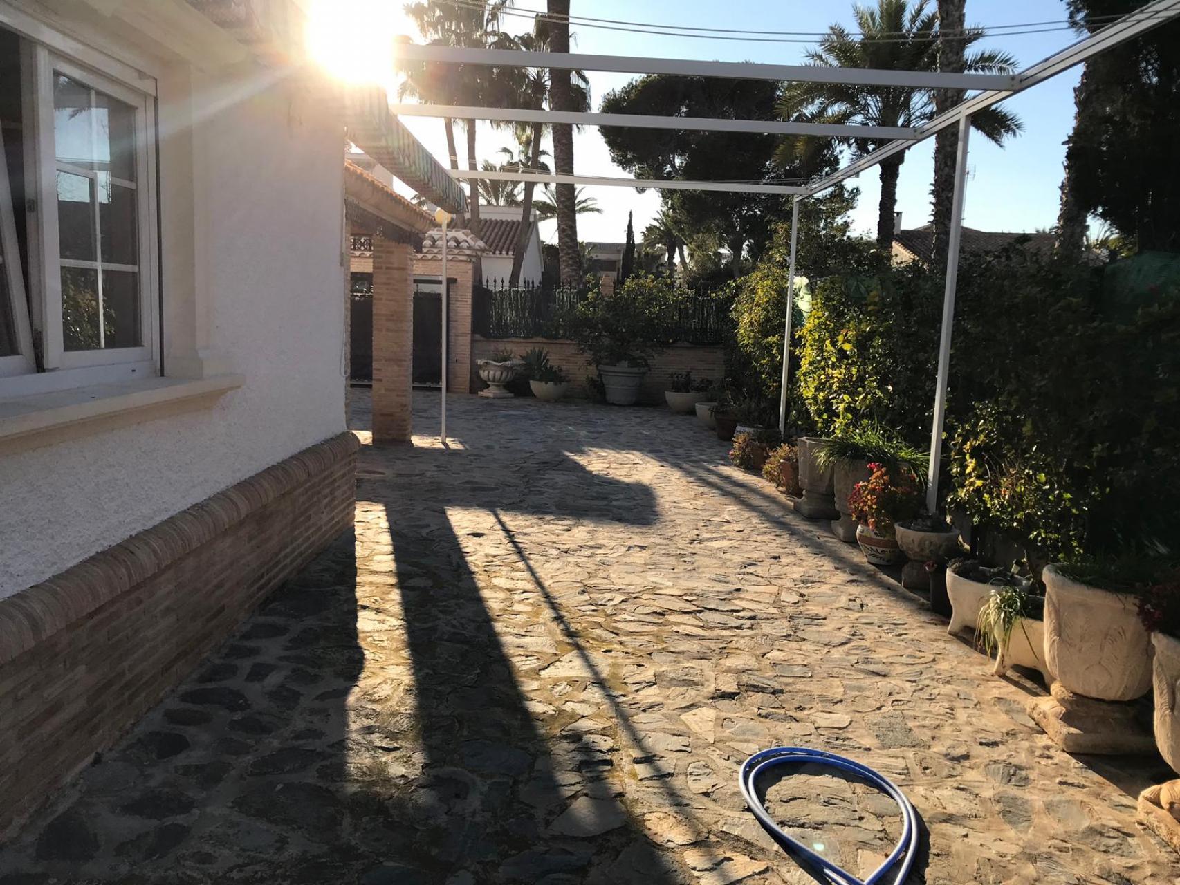 Huvila Alicante, Espanja 6 makuuhuonetta, 545 m2 No. 142956