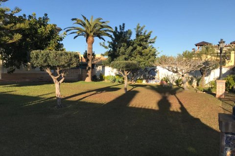Villa zum Verkauf in Alicante, Spanien 6 Schlafzimmer, 545 m2 Nr. 142956 - Foto 3