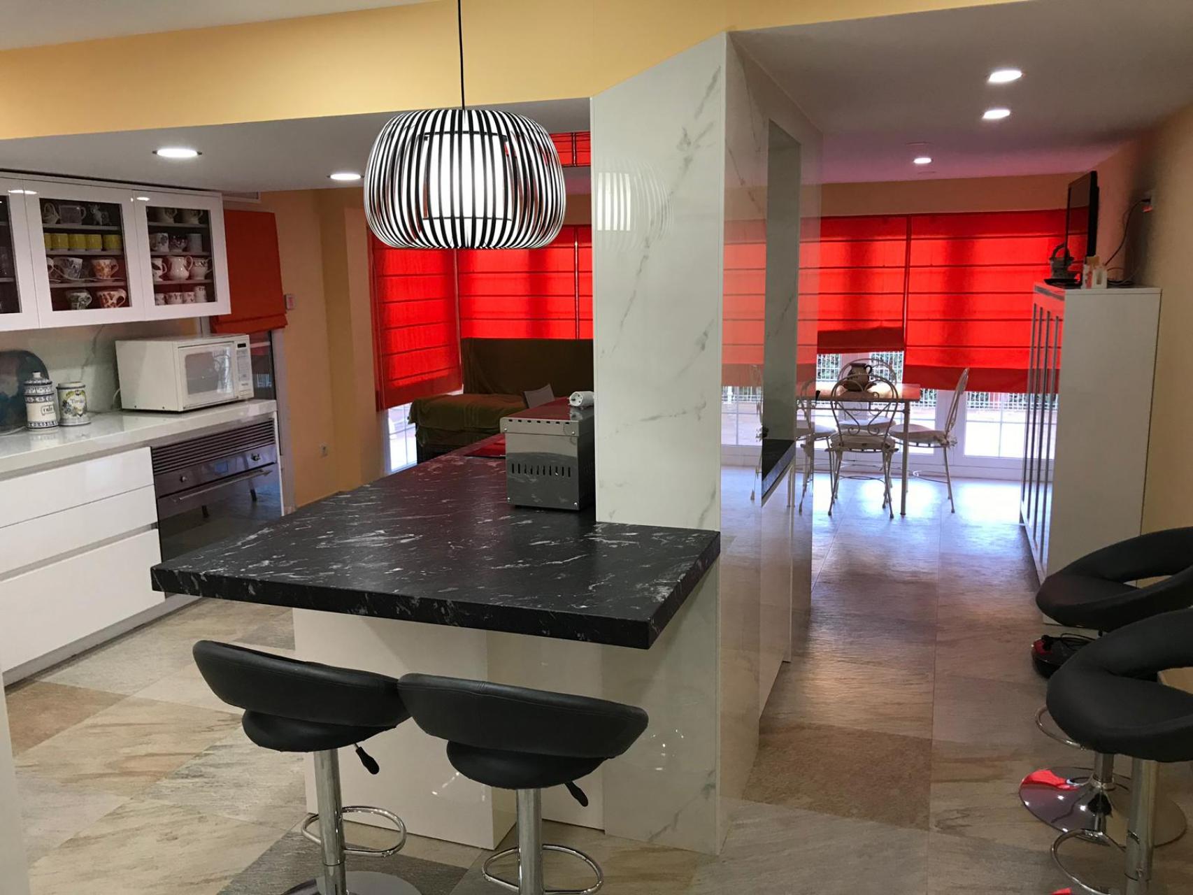 Huvila Alicante, Espanja 6 makuuhuonetta, 545 m2 No. 142956