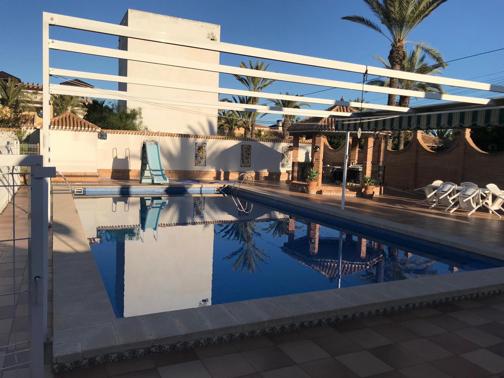 Huvila Alicante, Espanja 6 makuuhuonetta, 545 m2 No. 142956