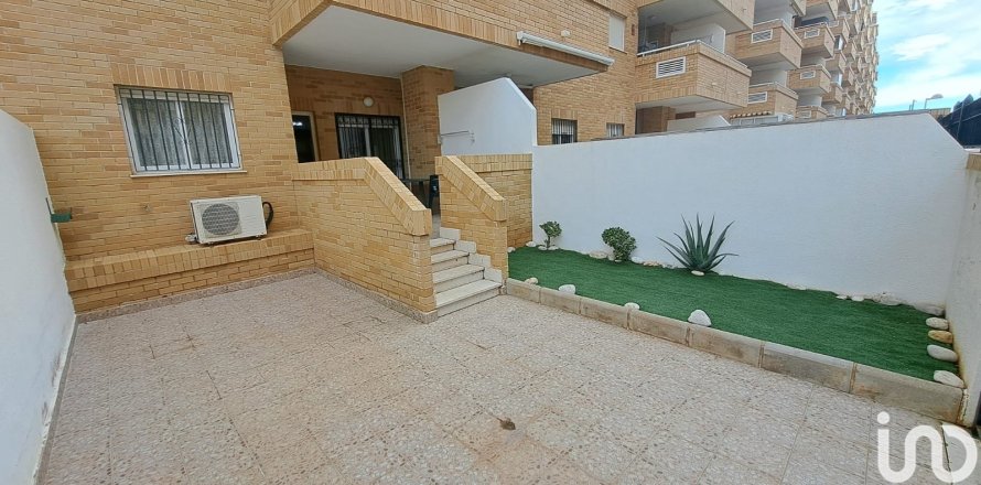 Huoneisto Oropesa del Mar, Castellon, Espanja 2 makuuhuonetta, 108 m2 No. 153779