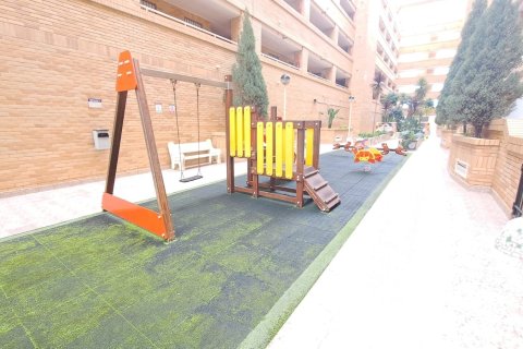 Huoneisto myytävänä Oropesa del Mar, Castellon, Espanja, 2 makuuhuonetta, 108 m2 No. 153779 - kuva 17