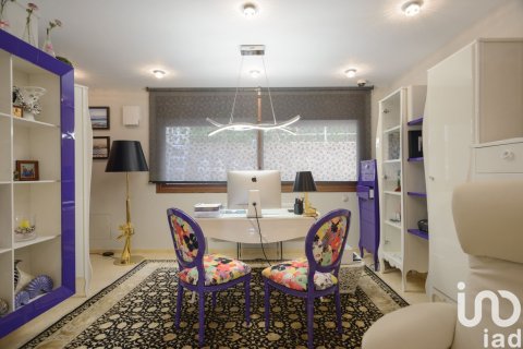 Продажа дома в Льорет-де-Мар, Герона, Испания 4 спальни, 352м2 №153783 - фото 7