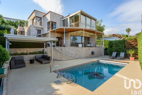 Casa a Lloret de Mar, Girona, Spagna 4 camere da letto, 352 mq. N° 153783