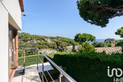 Продажа дома в Льорет-де-Мар, Герона, Испания 4 спальни, 352м2 №153783 - фото 18